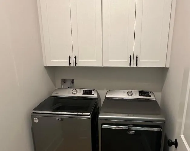 New 3br With King Bed